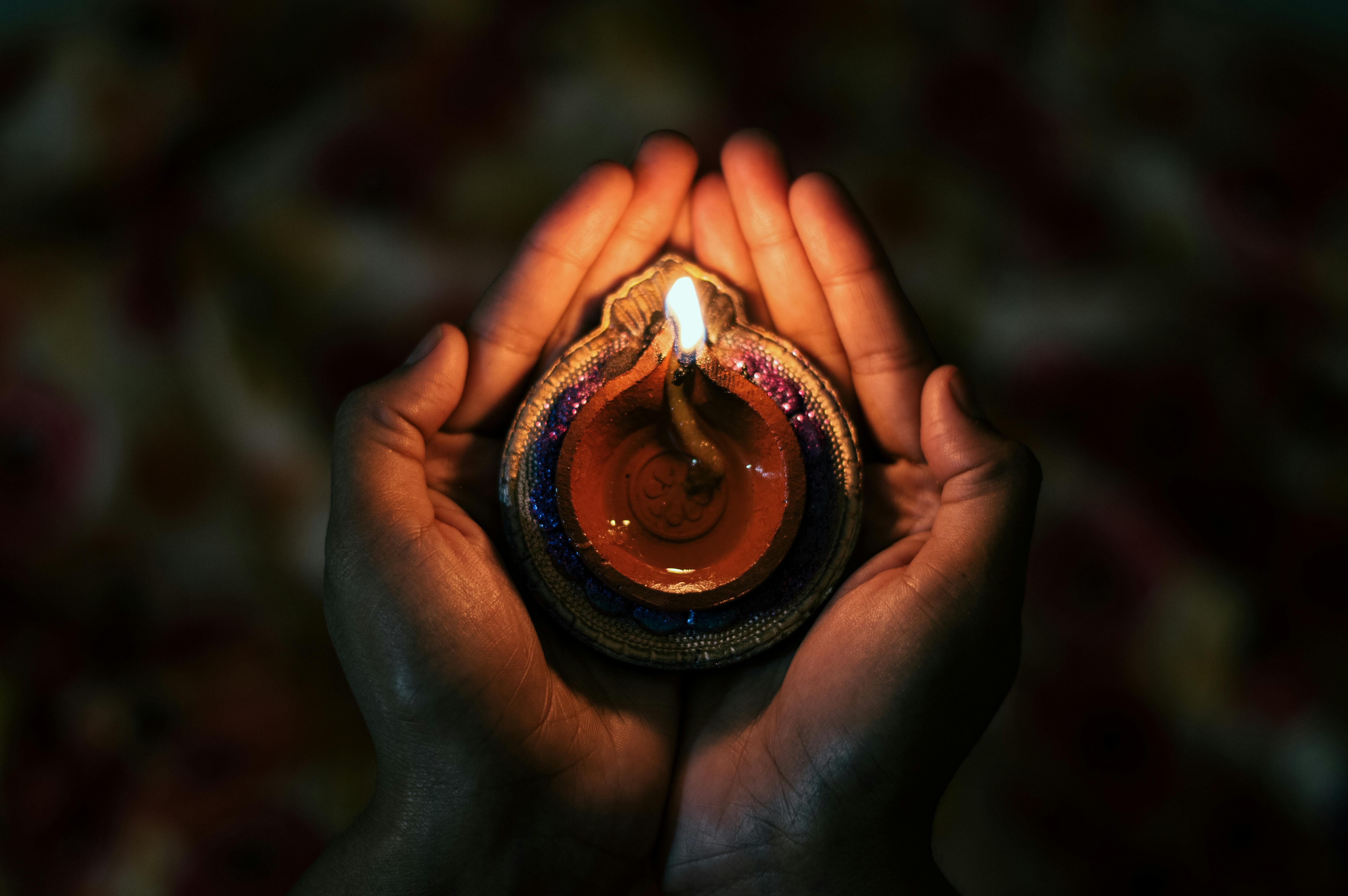 Spiritual Journey: Exploring the Temples and Ghats of Kalighat and Dakshineswar