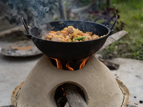 Seafood Cooking Experience with Locals
