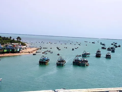 Dhanushkodi Beach and Ghost Town Tour