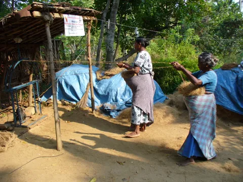 Coir and Handloom Heritage Tour