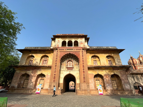 Last Echo of the Mughals at Safdarjung Tomb