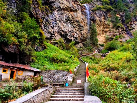Enchanting Himachal Adventure