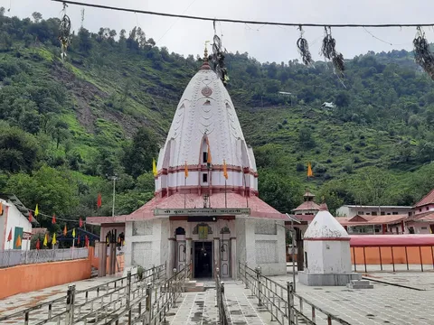 Amritsar, Vaishno Devi, and Amarnath Tour