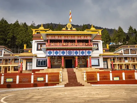 Kaziranga and Tawang Tour Package
