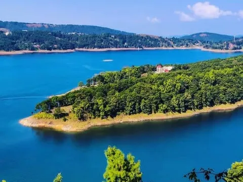 Guwahati and Shillong Scenic Getaway