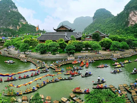 Amazing Vietnam Tour