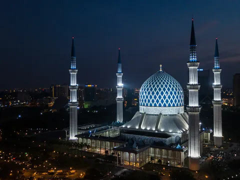 Experience Malaysia holiday