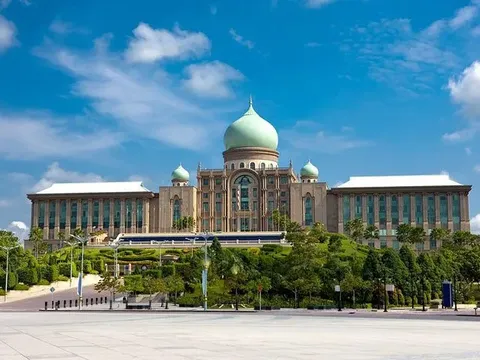 Experience Malaysia holiday