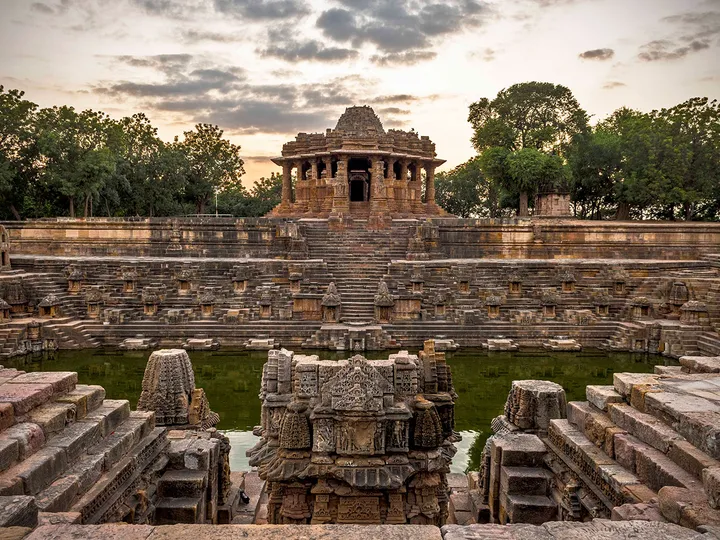 Explore Kutch Villages, Temples and Salt Desert Safari