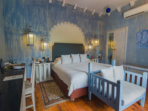 Vintage Room