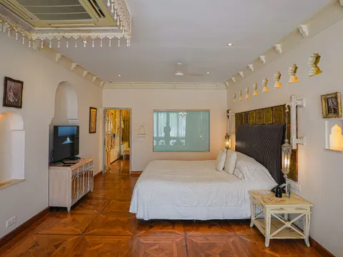 Narlai Suite