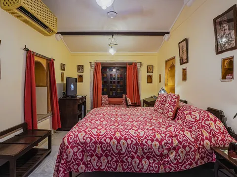 Grand Heritage Room