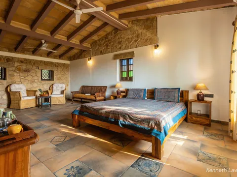 Room Dasada Wing